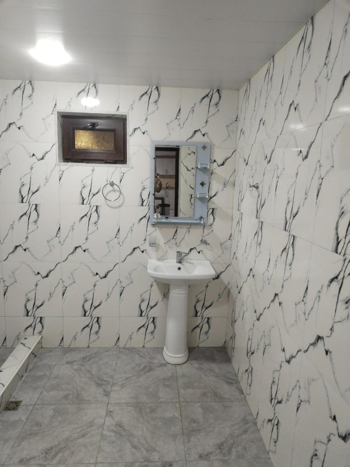 Lyucie Guest House 伊杰万 外观 照片