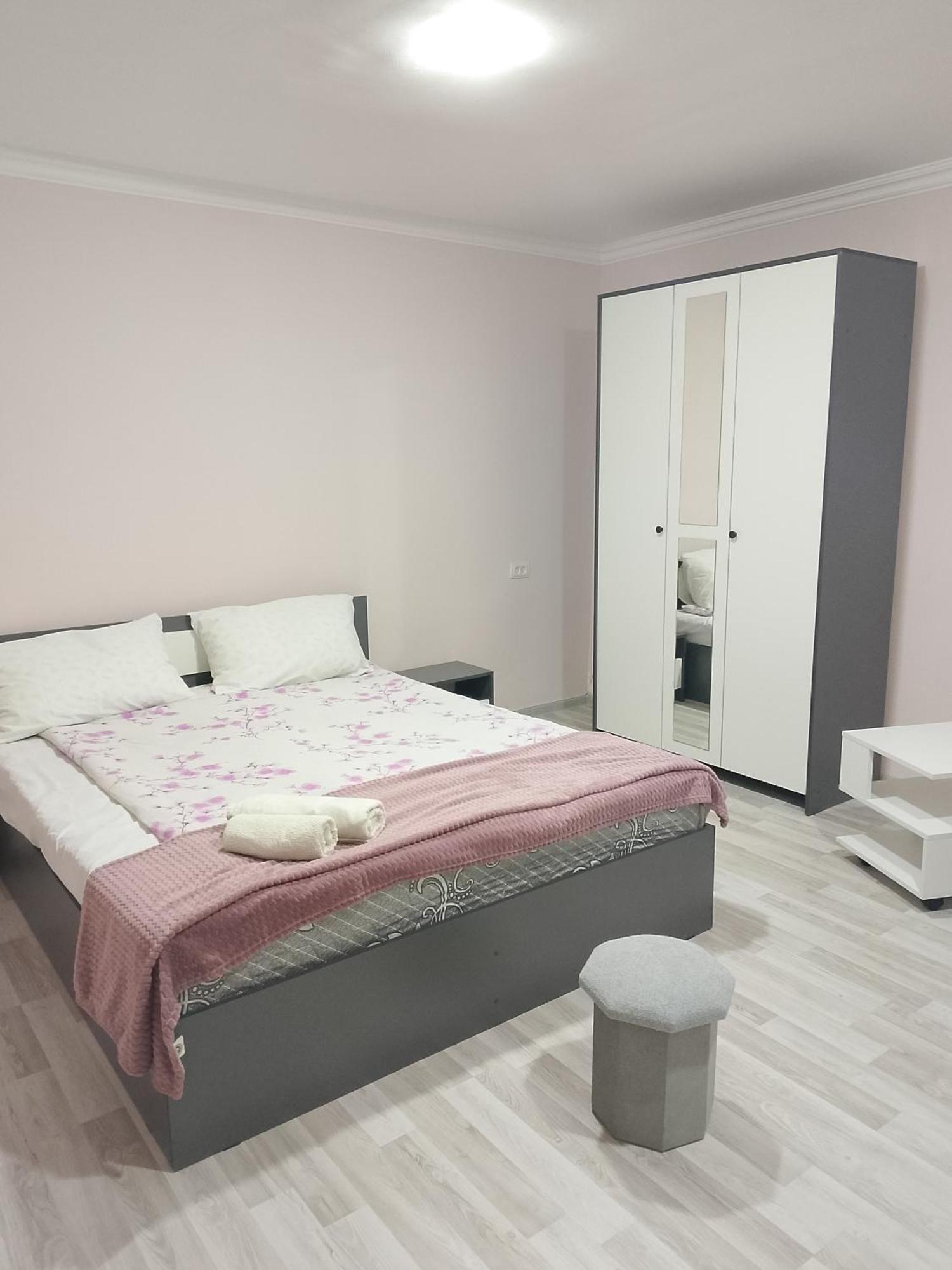 Lyucie Guest House 伊杰万 外观 照片